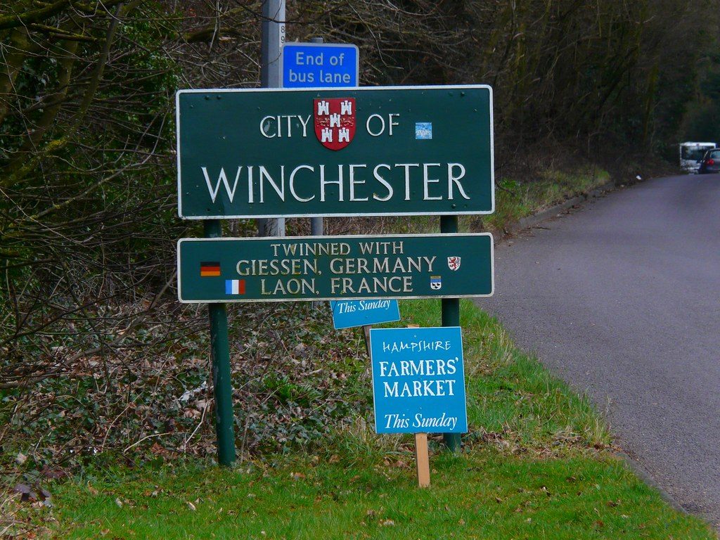 "Welcome to Winchester" by Mike Cattell is licensed under CC BY 2.0